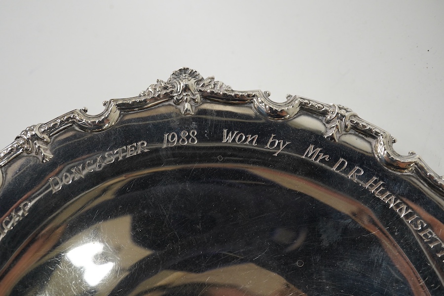 A George V silver pedestal bowl, by Mappin & Webb, Birmingham, 1931, with later engraved inscription, 22.6cm, 8.6oz. Condition - poor